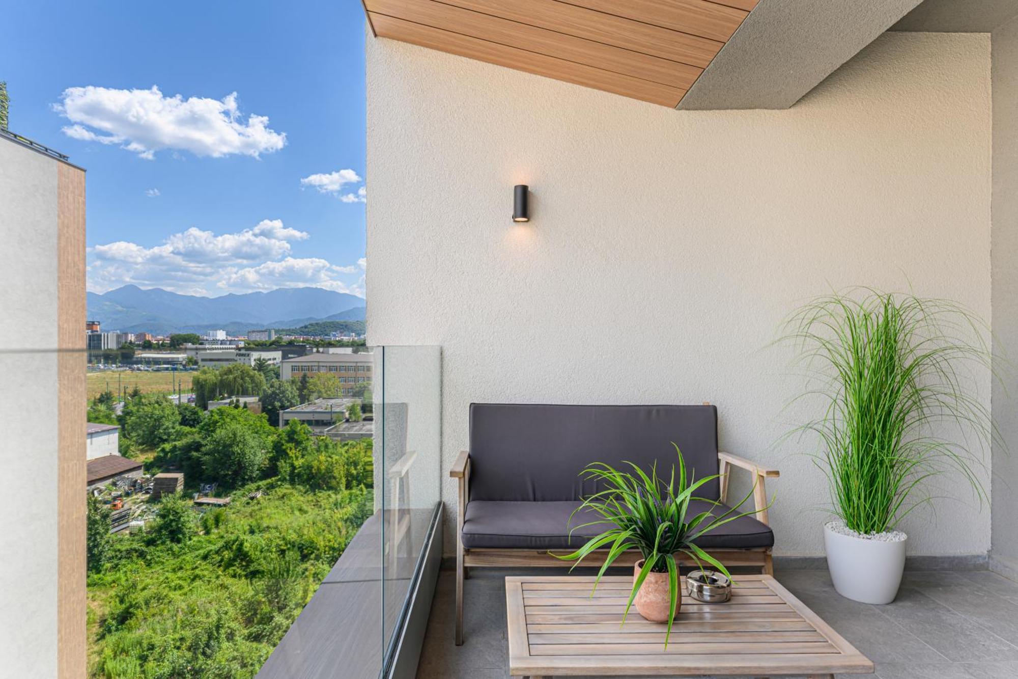 Luxury Landing Apartments Complex Qualis Brasov Exterior photo
