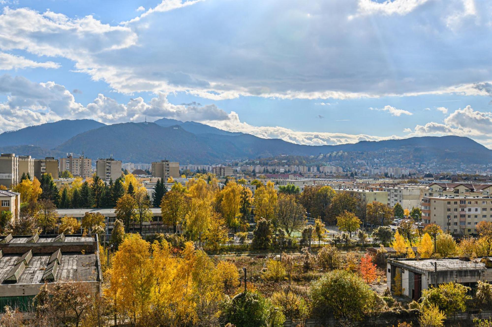 Luxury Landing Apartments Complex Qualis Brasov Exterior photo