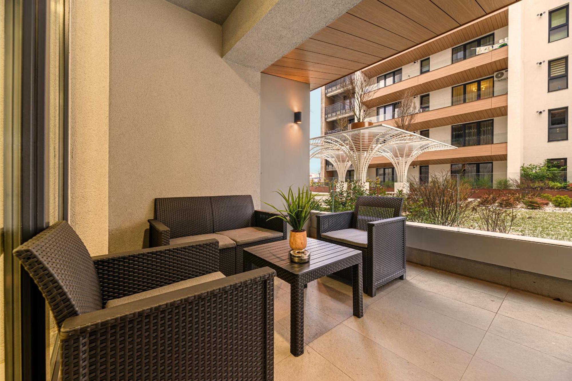Luxury Landing Apartments Complex Qualis Brasov Exterior photo